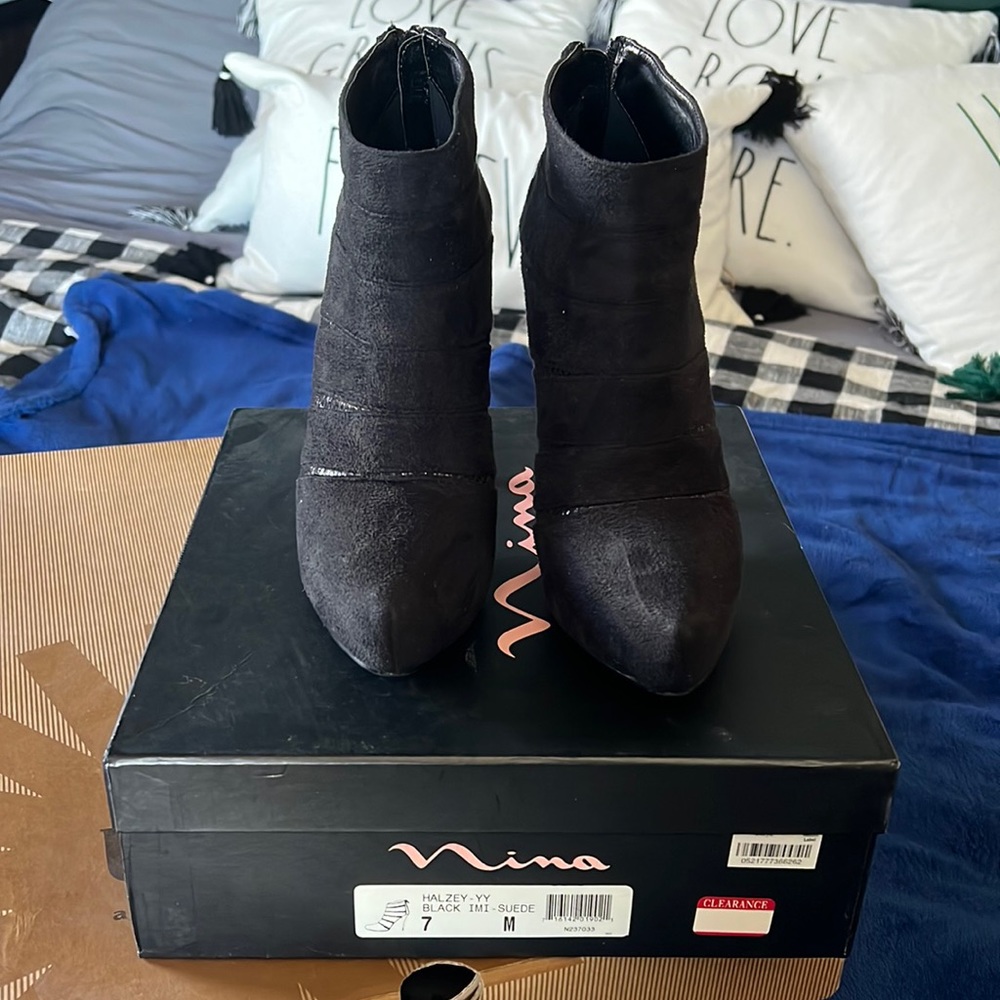 EUC Nina Suede Booties